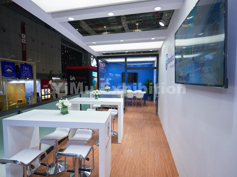 Standard Bank‘s booth construction