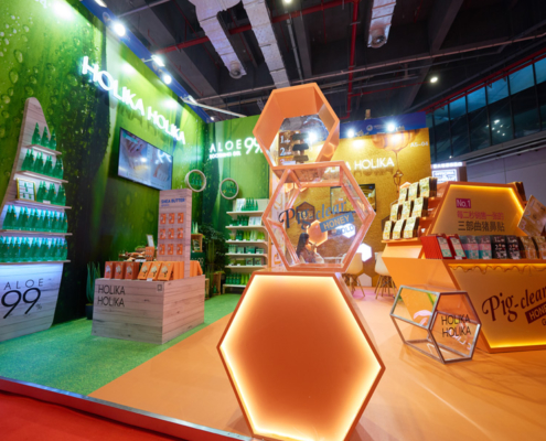 HOLIKA HOLIKA's booth construction