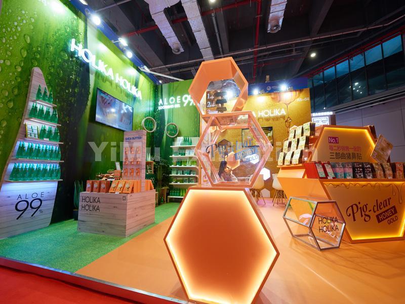 HOLIKA HOLIKA's booth construction