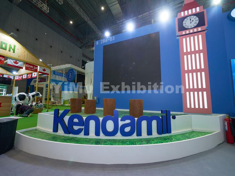 Kendamil's booth construction