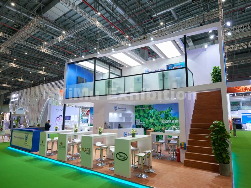 Standard Bank‘s booth construction Standard Bank‘s booth construction