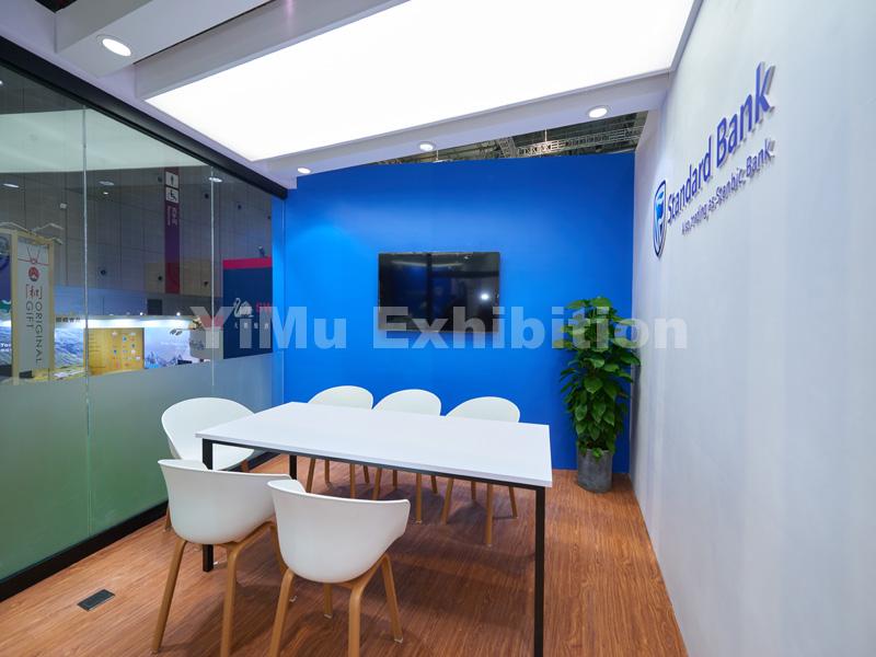 Standard Bank‘s booth construction